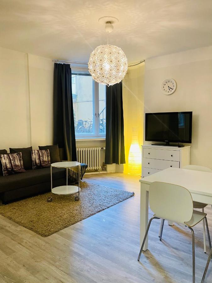 Appartamento Upea Yksioe Aivan Helsingin Keskustasta Helsinki Esterno foto